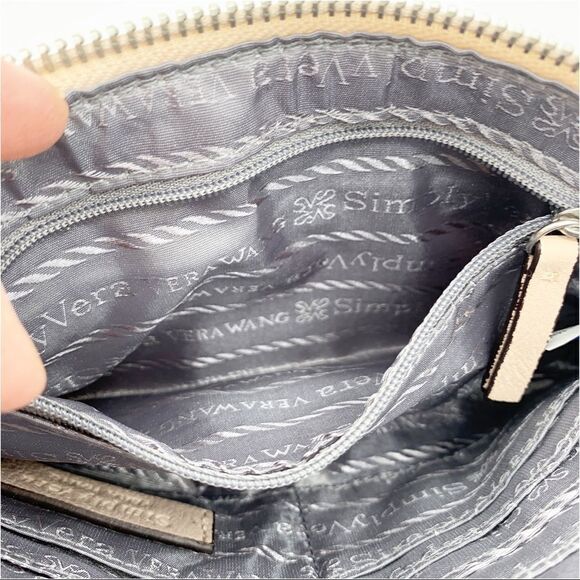 Vera Wang Peach Wristlet Wallet NWOT - Picture 8 of 9